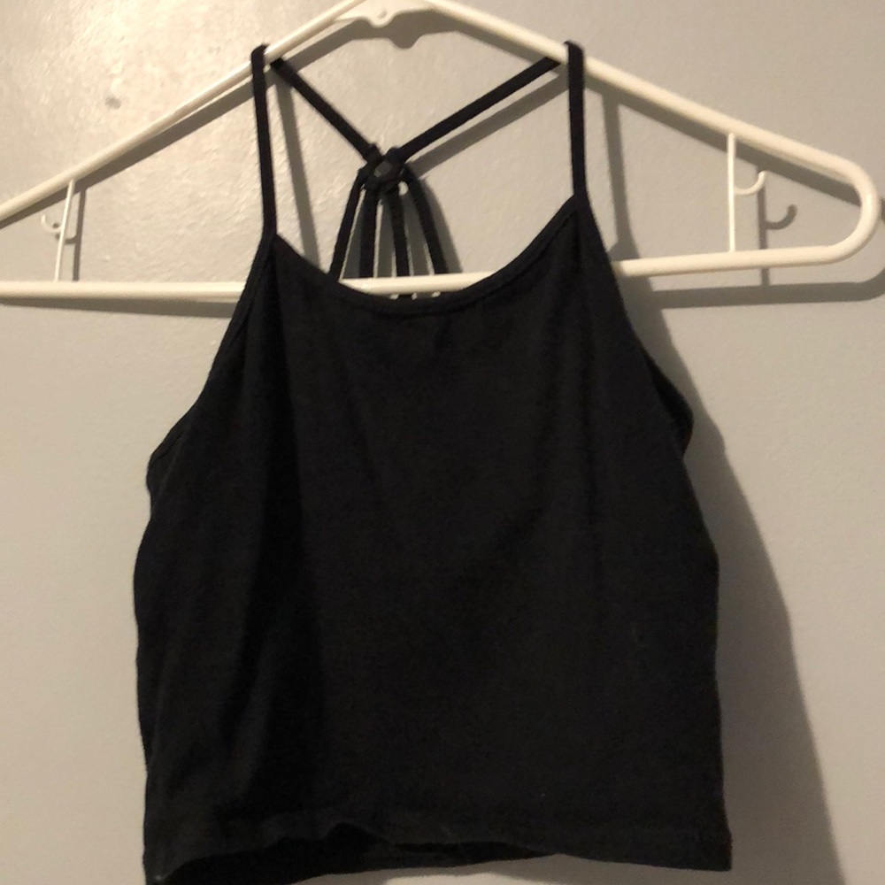 black crop top